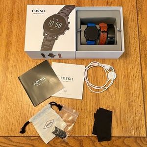 Fossil - The Carlyle HR Smartwatch - Good Condition!